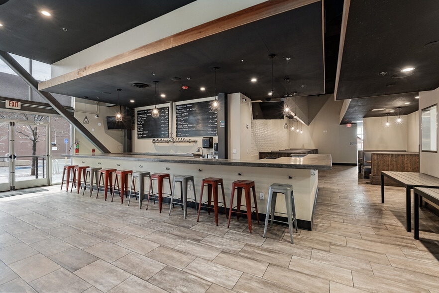 More Photos Of 500 Market St, Santa Fe Storefront Retail Office For Lease