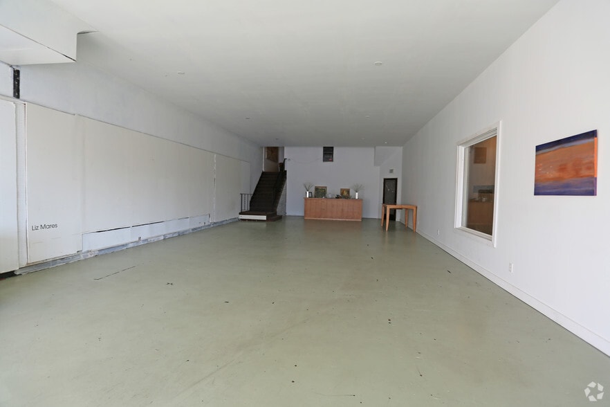 More Photos Of 6725 Kennedy Ave, Hammond Office For Lease