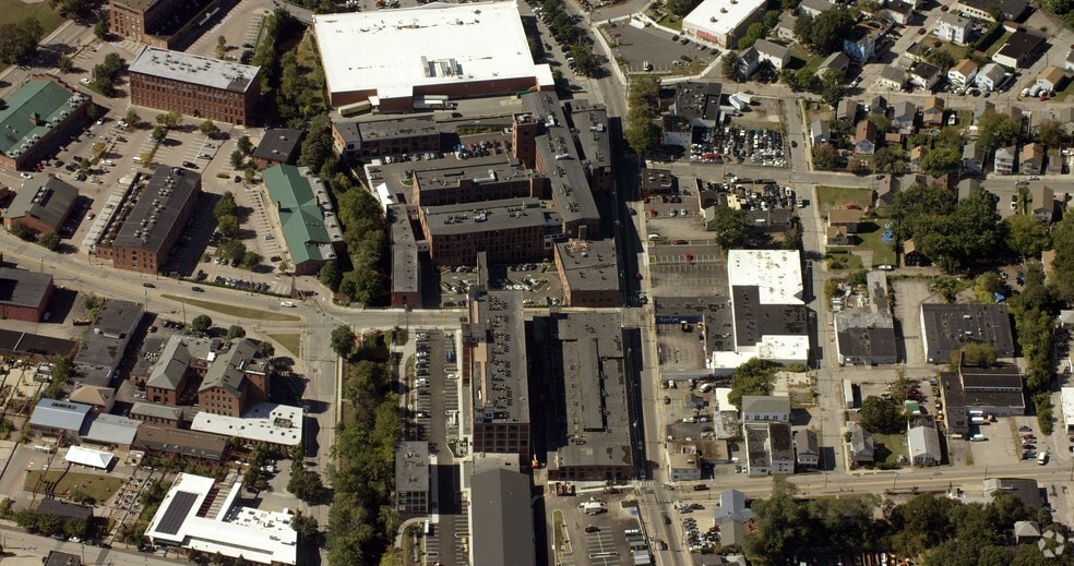 More Photos Of 12 Eagle St, Providence Apartments For Lease