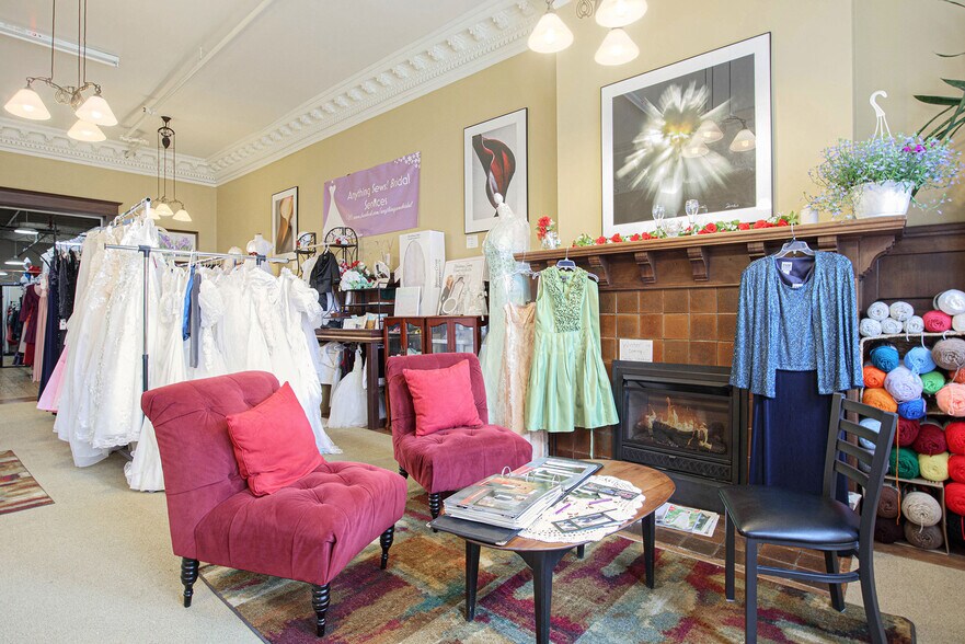 More Photos Of 356 W Western Ave, Muskegon Storefront For Sale