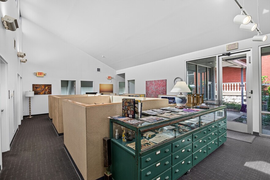 More Photos Of 58 Lindsley Ave, Nashville Office For Lease