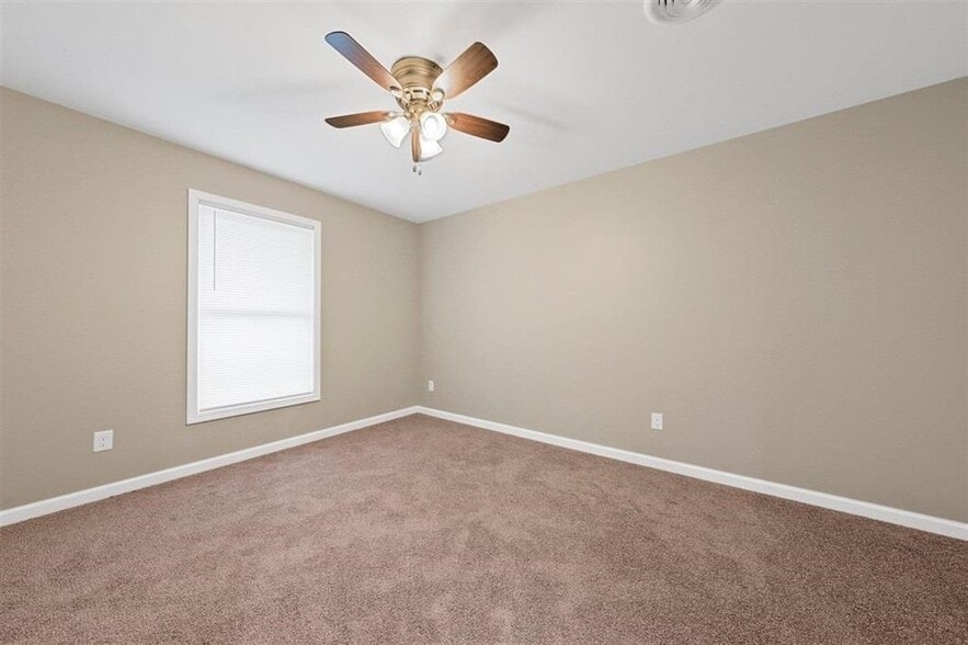 More Photos Of 117 Hatcher St, Park City Multifamily For Sale