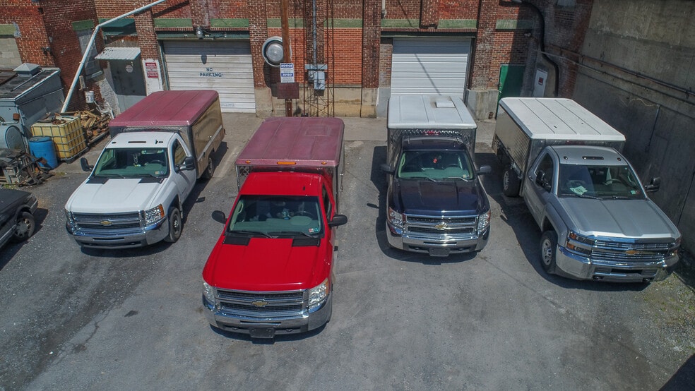 More Photos Of 365 W Whitehall St, Allentown Warehouse For Lease