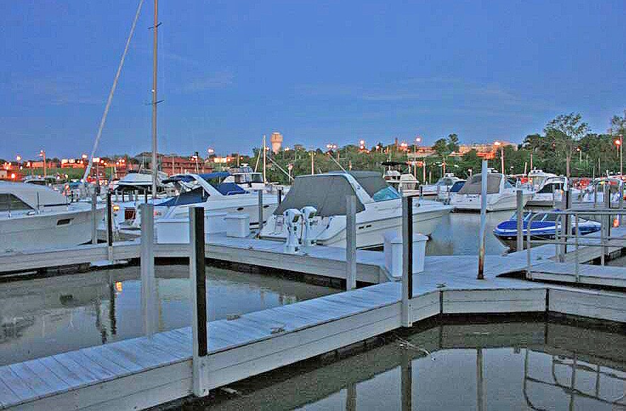 More Photos Of 4900 Whiskey Is, Cleveland Specialty For Sale