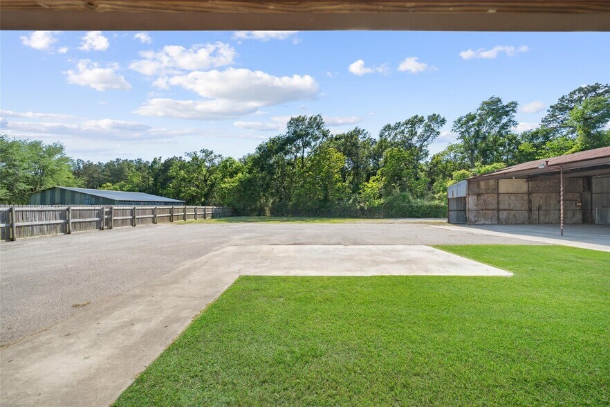 More Photos Of 12284 FM 3083 Rd, Conroe Office For Sale