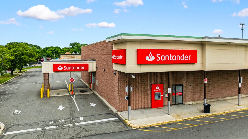 More Photos Of 365 Convery Blvd, Perth Amboy Unknown For Lease