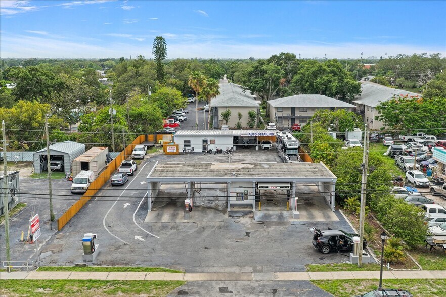 More Photos Of 6170 54th Ave N, Kenneth City Carwash For Sale