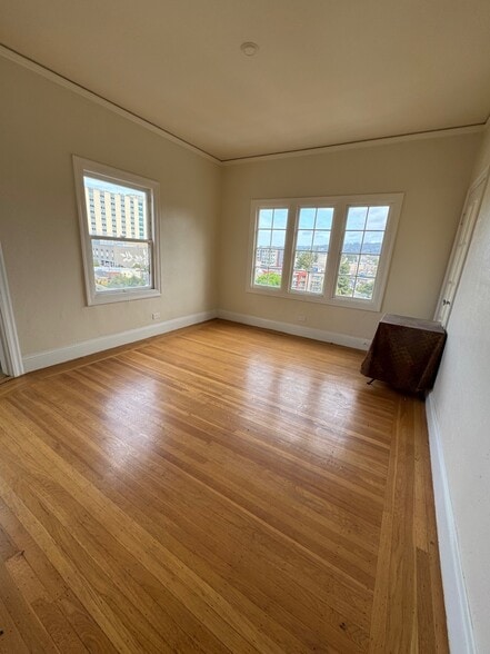 More Photos Of 3505 Kempton Way, Oakland Apartments For Sale