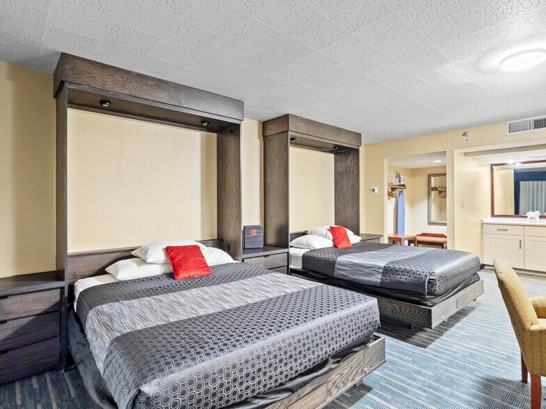 More Photos Of 850 S Bluff St, Saint George Hotel For Sale