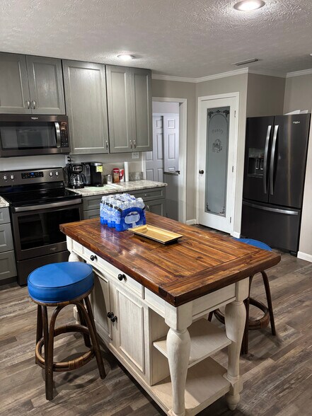 More Photos Of 1219 Transmitter Rd, Panama City Freestanding For Sale