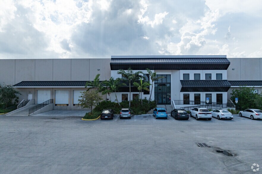 More Photos Of 1531 NW 12th Ave, Pompano Beach Warehouse For Lease