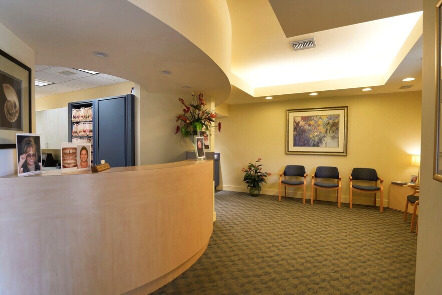 More Photos Of 650 W Boynton Beach Blvd, Boynton Beach Medical For Sale