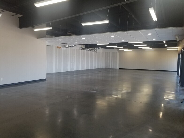 More Photos Of 3370 US-412 Hwy, Siloam Springs Freestanding For Lease