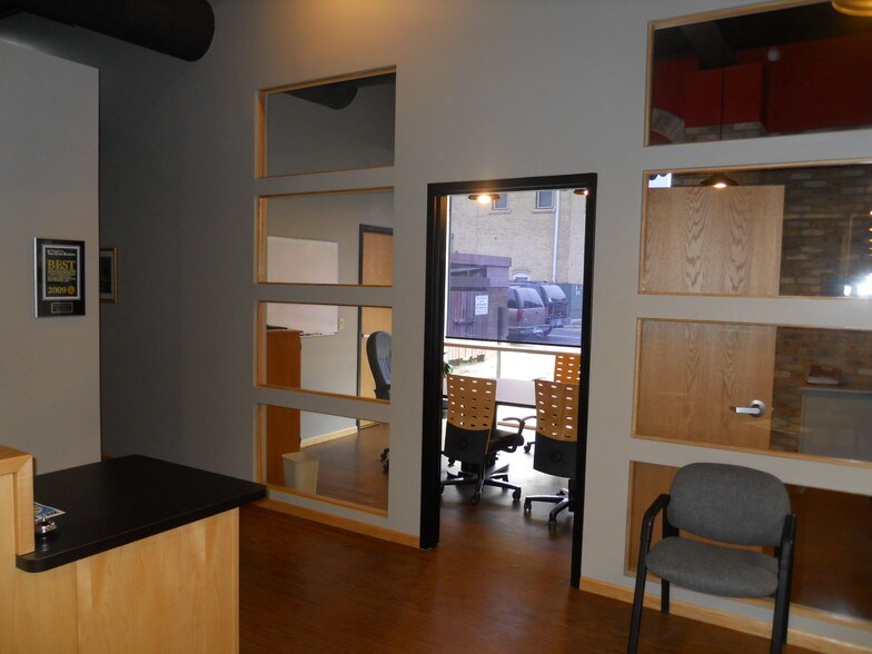 More Photos Of 207 N Chestnut St, Chaska Office For Lease