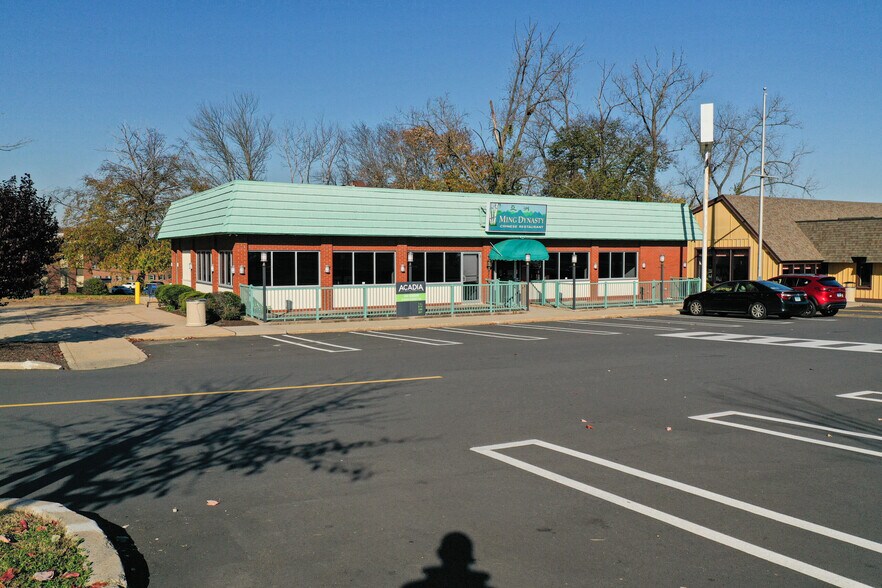 More Photos Of 80 Town Line Rd, Rocky Hill Unknown For Lease