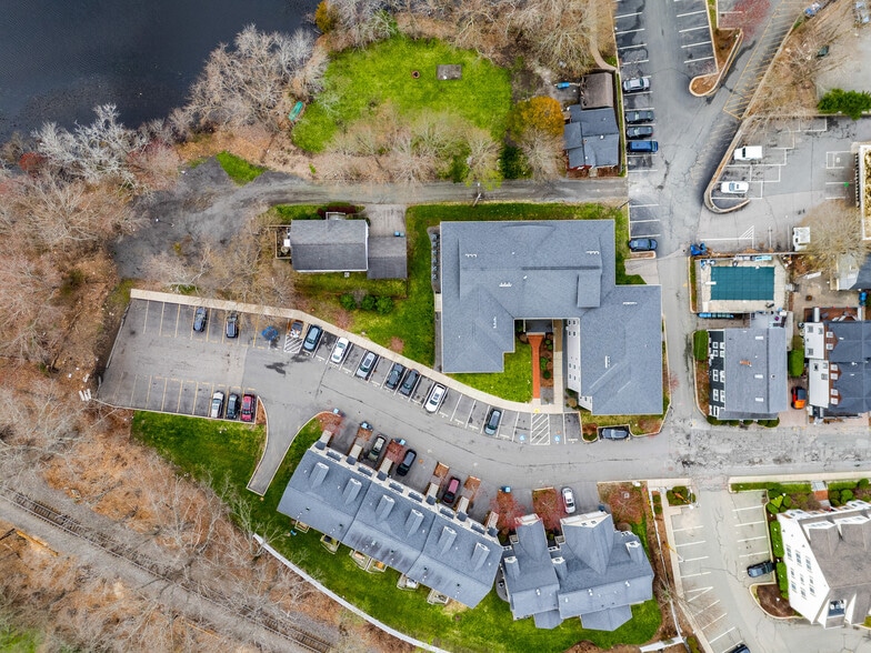 More Photos Of 40 Ames Ave, Canton Apartments For Sale