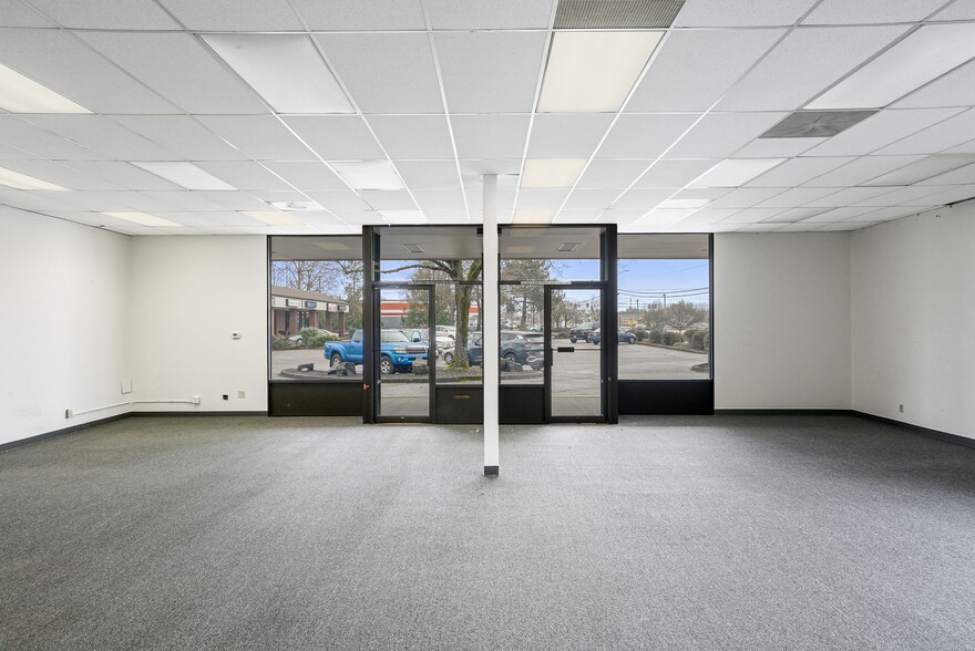 More Photos Of 919-935 NW Circle Blvd, Corvallis Storefront For Lease