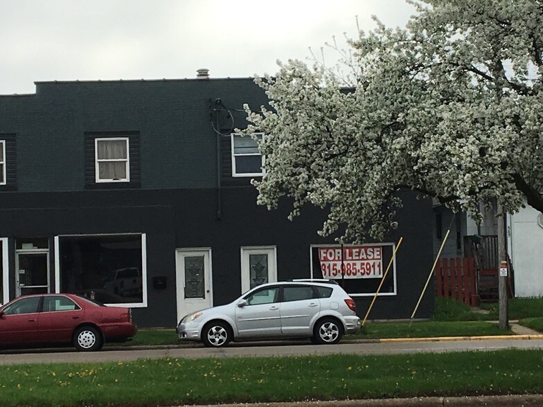 More Photos Of 539 Blackhawk Blvd, South Beloit Medical For Lease