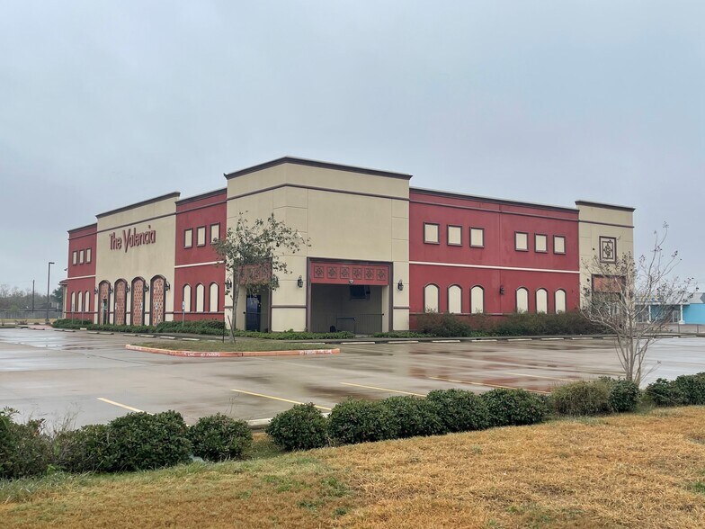 More Photos Of 6110 Ayers St, Corpus Christi Storefront Retail Office For Sale