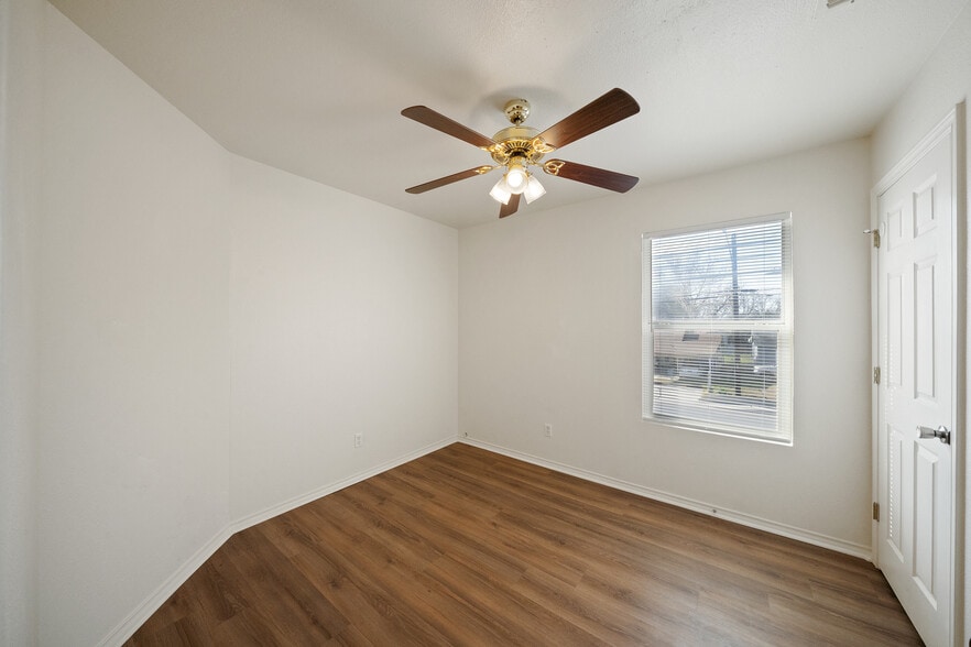 More Photos Of 414 Cupples Rd, San Antonio Apartments For Sale