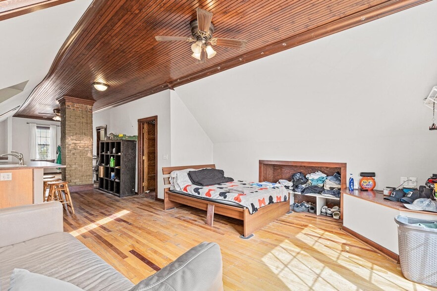More Photos Of 3024 Chicago Ave, Minneapolis Apartments For Sale