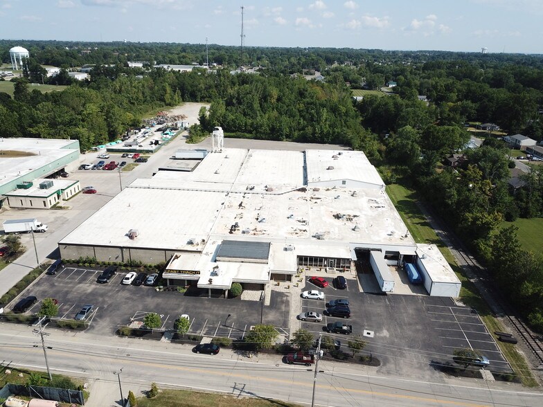 More Photos Of 7660 School Rd, Cincinnati Warehouse For Lease