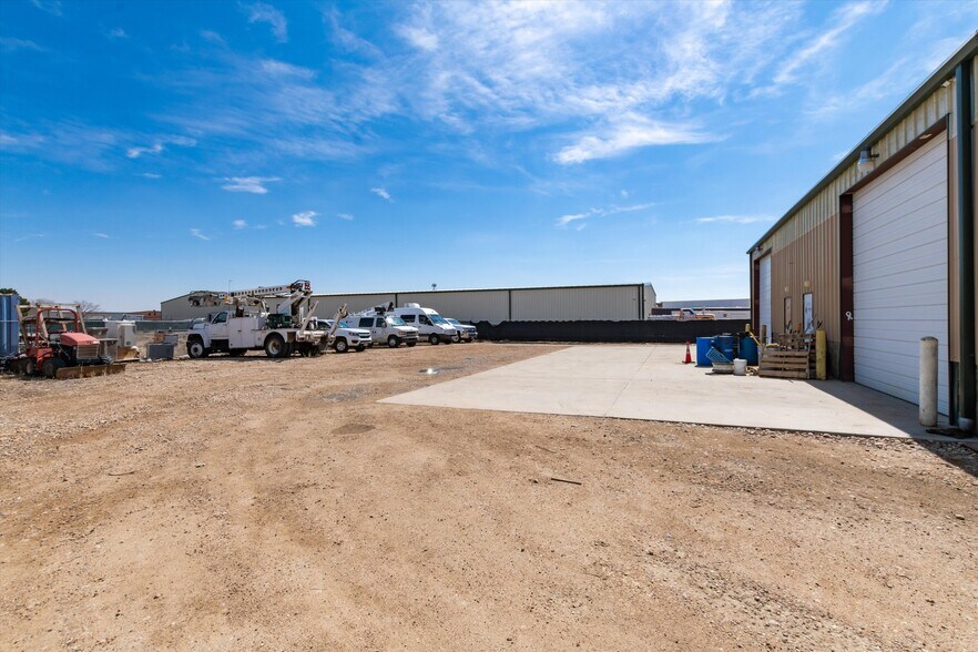 More Photos Of 14274 Longs Peak Ct, Mead Warehouse For Lease
