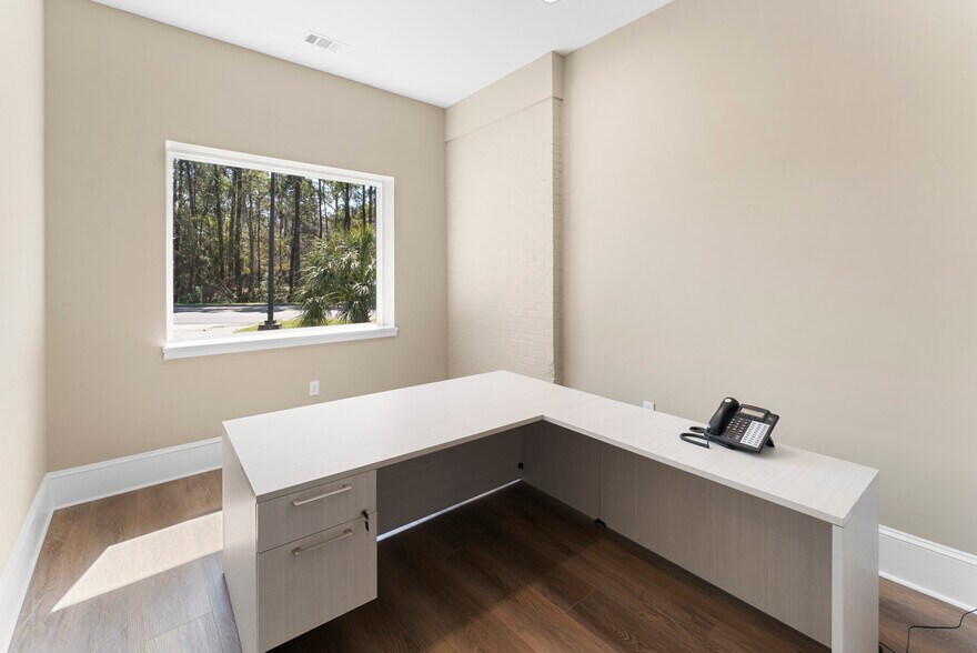 More Photos Of 710 Mall Blvd, Savannah Bank For Sale