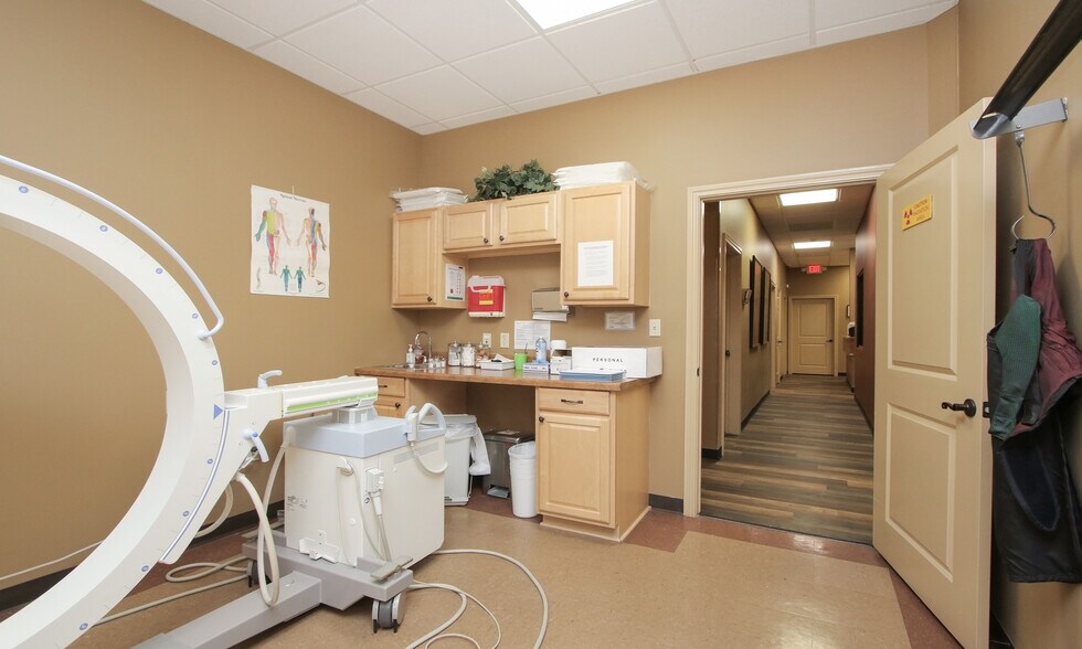 More Photos Of 13323 Dotson Rd, Houston Medical For Sale