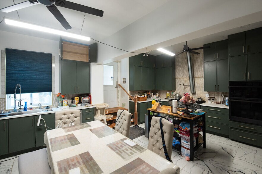 More Photos Of 18239 Main St, Jamestown Hotel For Sale