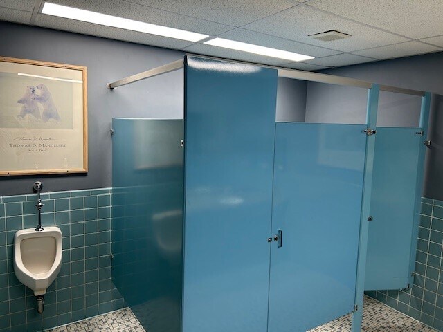 More Photos Of 2526 Monroeville Blvd, Monroeville Medical For Lease