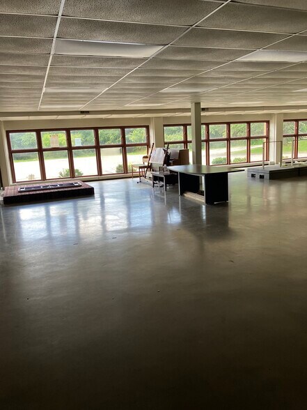 More Photos Of 4019 US 422, Pulaski Religious Facility For Sale