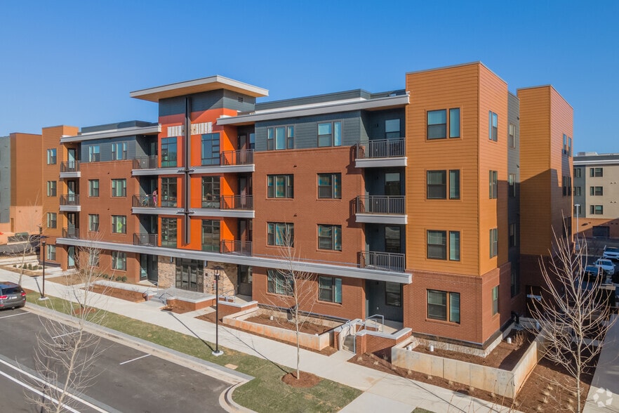 More Photos Of 308 Baltusrol Dr, Germantown Apartments For Lease