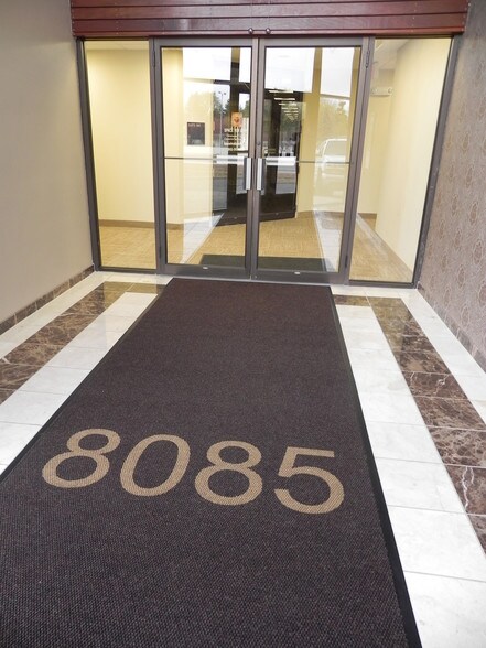 More Photos Of 8085 Wayzata Blvd, Minneapolis Office For Lease