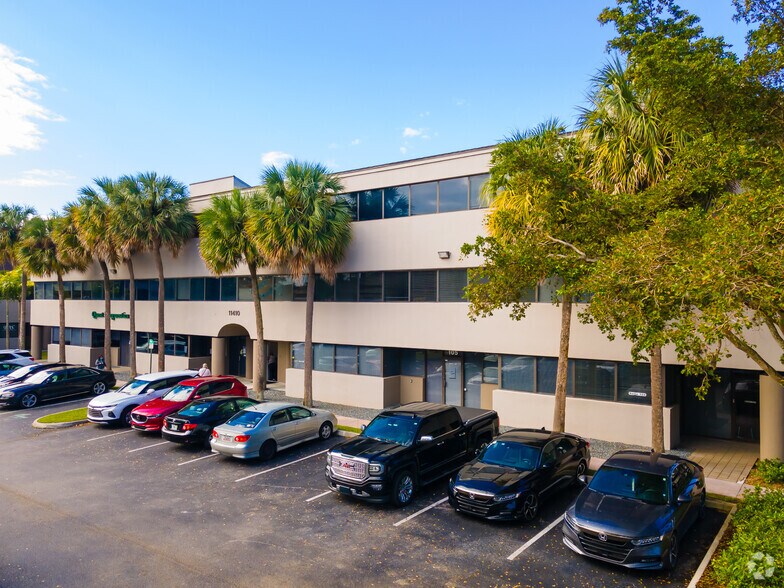 More Photos Of 11400-11440 N Kendall Dr, Miami Unknown For Lease