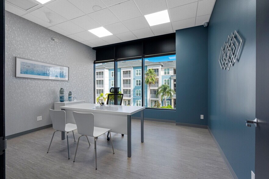 More Photos Of 18401 US Highway 19 N, Clearwater Office For Sale