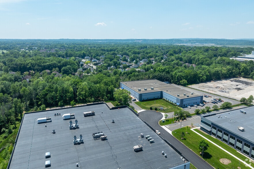 More Photos Of 37 Farinella Dr, East Hanover Warehouse For Sale