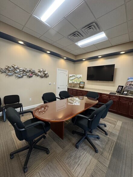 More Photos Of 3845 W Eau Gallie Blvd, Melbourne Office For Sale