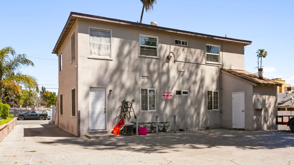More Photos Of 13524 Vanowen St, Van Nuys Apartments For Sale