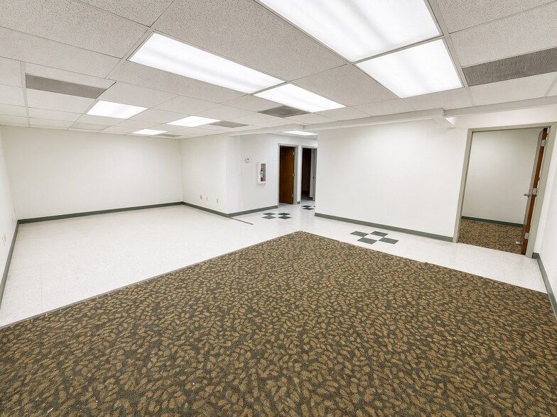 More Photos Of 1911 Lubbock St, Harlingen Healthcare For Lease
