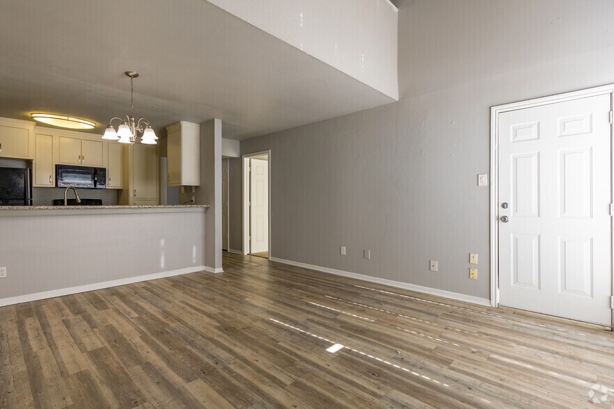 More Photos Of 311 Gladstell St, Conroe Apartments For Sale