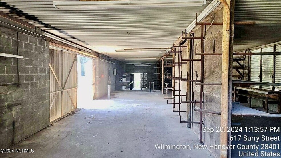 More Photos Of 610 Front St, Wilmington Warehouse For Lease
