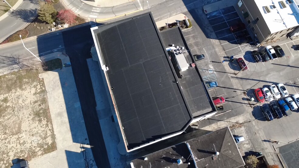 More Photos Of 225 N High St, Muncie Office For Sale