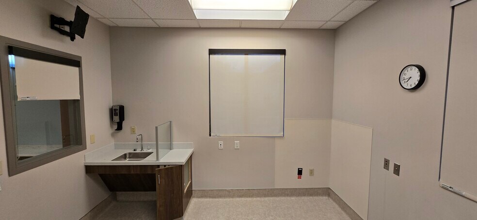 More Photos Of 3605 Ranch Dr, Prescott Medical For Lease