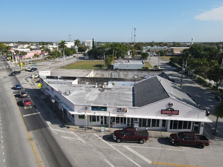 More Photos Of 131 S Flagler Ave, Homestead Storefront Retail Office For Sale