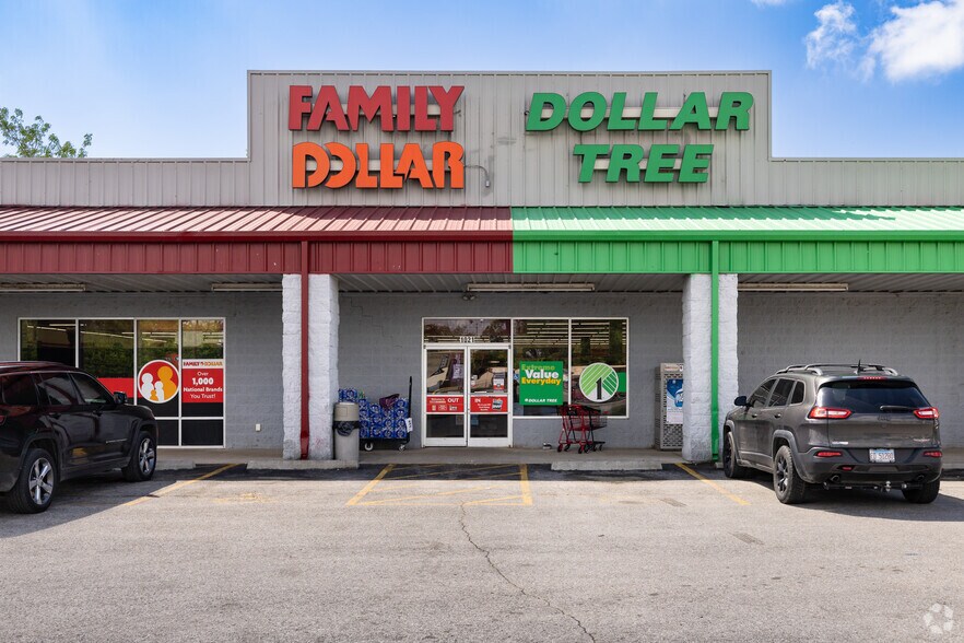 More Photos Of 1021 US Highway 45 N, Eldorado Freestanding For Sale