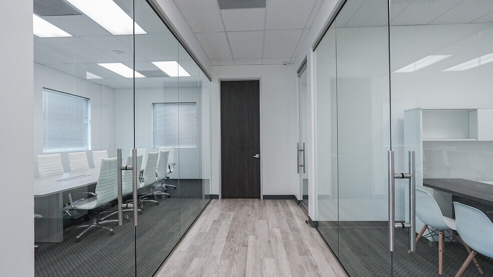 More Photos Of 4228 Clay Business Dr, Katy Service For Lease