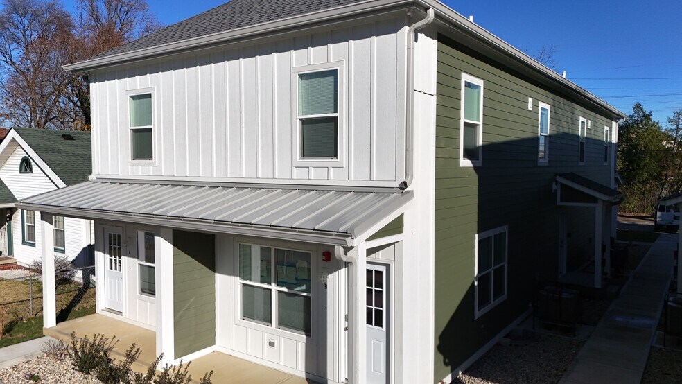 More Photos Of 3909 Winthrop Ave, Indianapolis Apartments For Sale