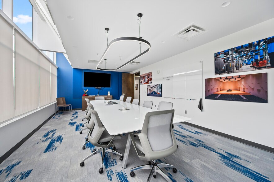 More Photos Of 700 Highland Oaks Dr, Winston-Salem Bank For Lease