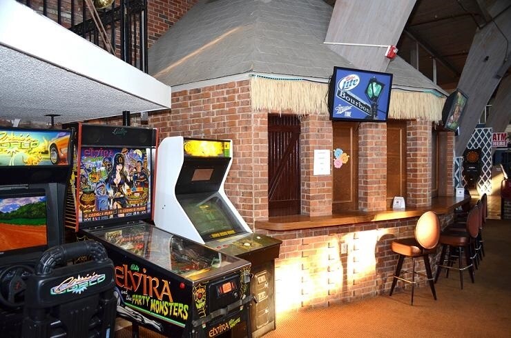 More Photos Of 2759 Mount Pleasant St, Burlington Hotel For Sale